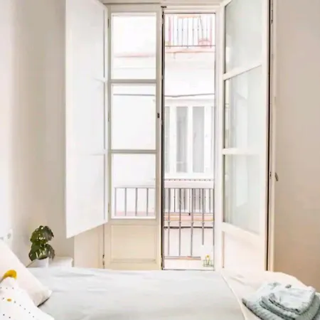 Luminoso Y Céntrico Apartamento Cádiz